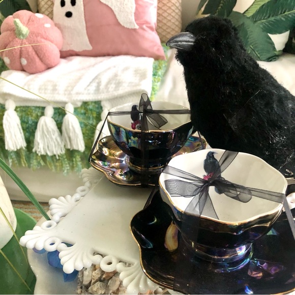 NIP! Set 2 Raven Halloween Gothic TeaCups - Picture 6 of 9